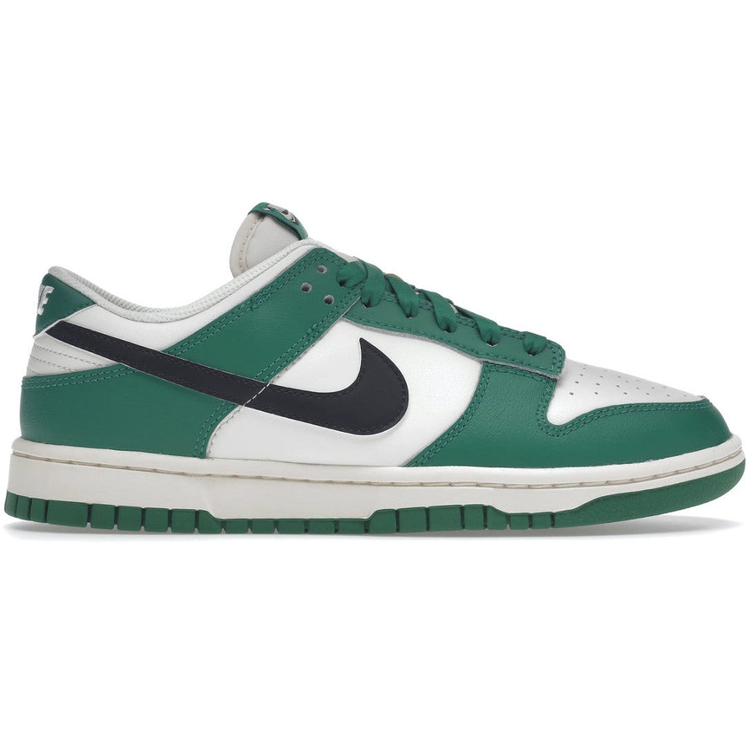 NIKE - Dunk Low "Lottery Green" - THE GAME